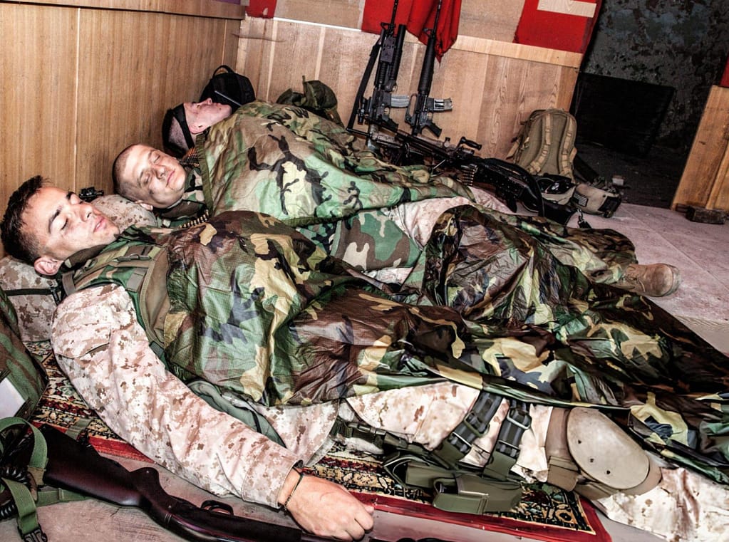 alt=how to fall asleep in 2 minutes (military method)