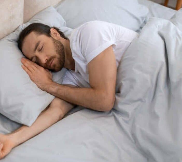 alt=how to stop worrying and fall asleep